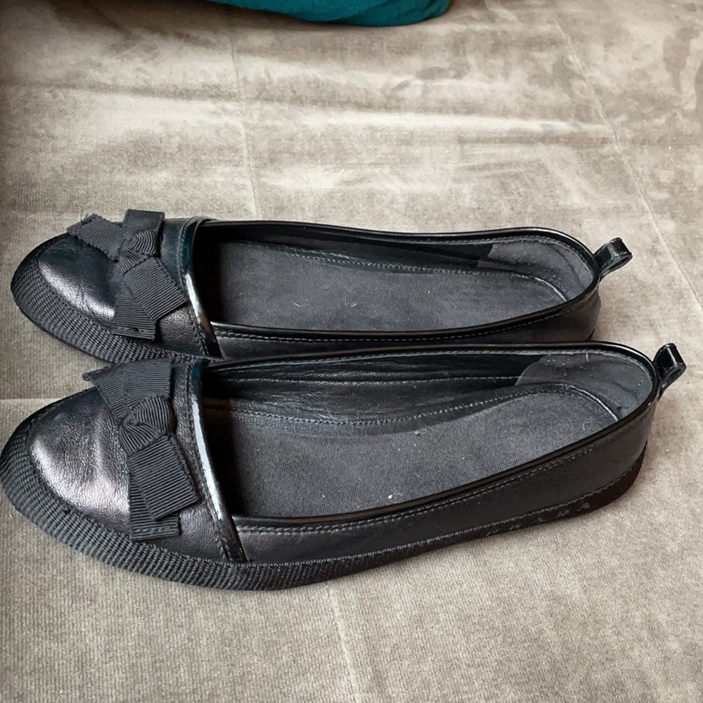 PRADA ribbon toed shoes